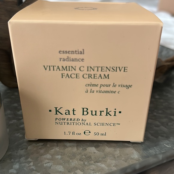 BNIB Kat Burki Face Cream - Picture 2 of 7